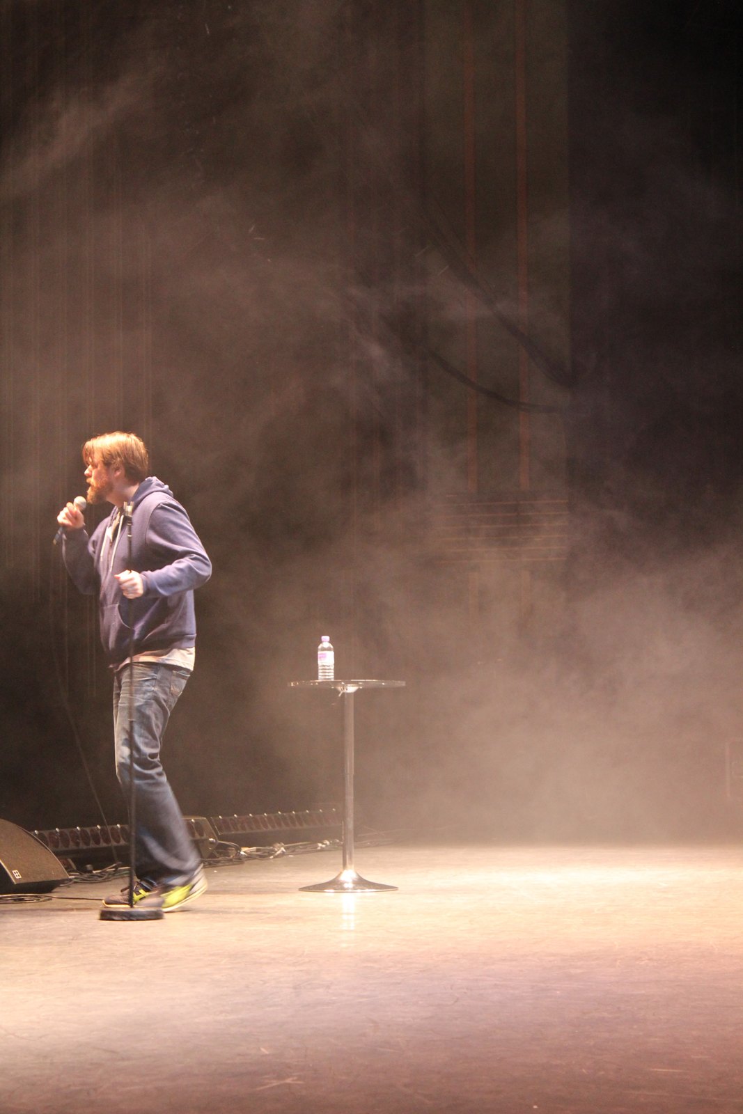 Pete performing onstage at the Hammersmith Apollo.